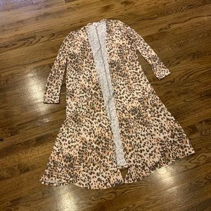 Super-soft leopard print duster